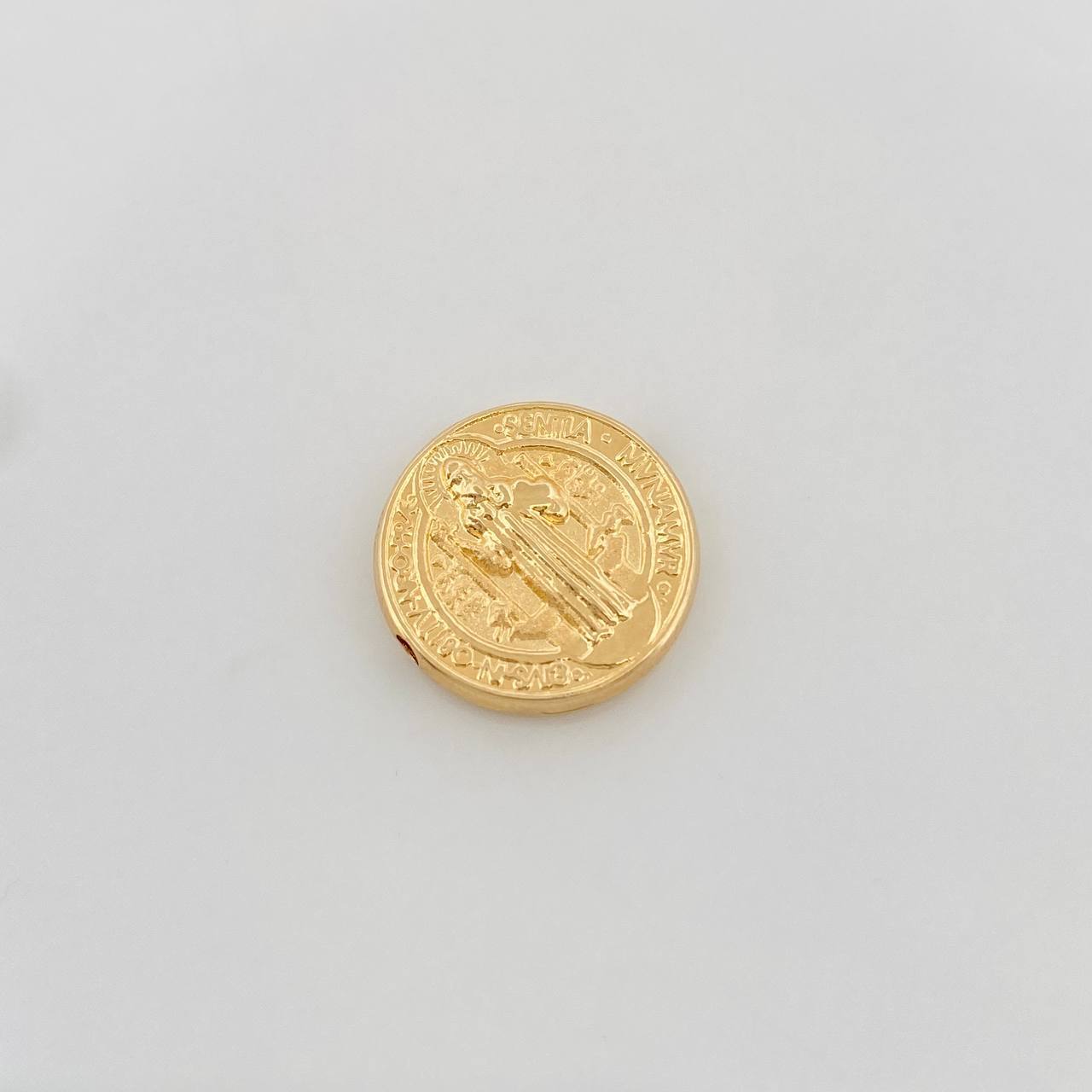 Charm San Benito 0.75g / 1/2 in Yellow Gold 18K