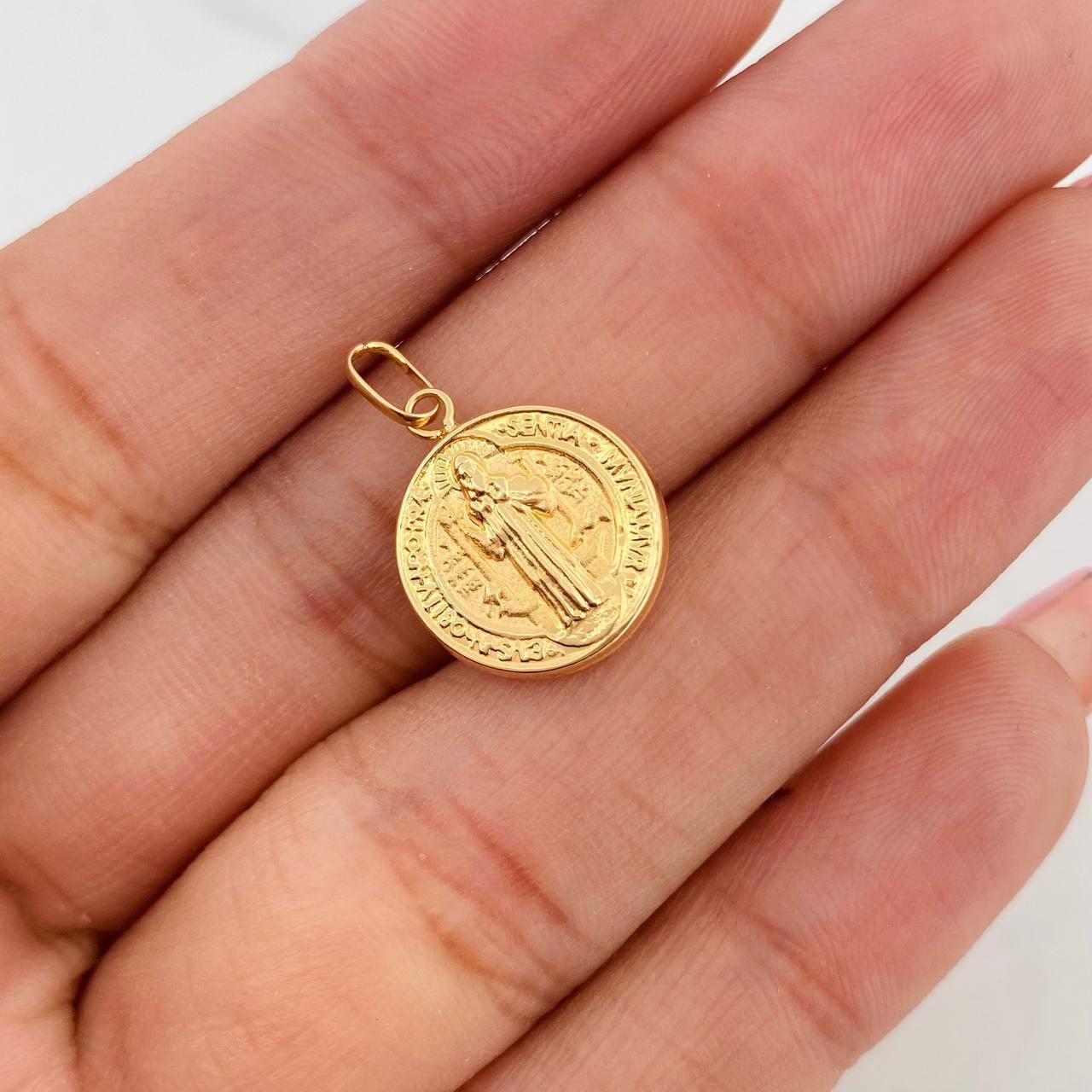 Pendant San Benito 0.85g / 3/4 in Yellow Gold 18K