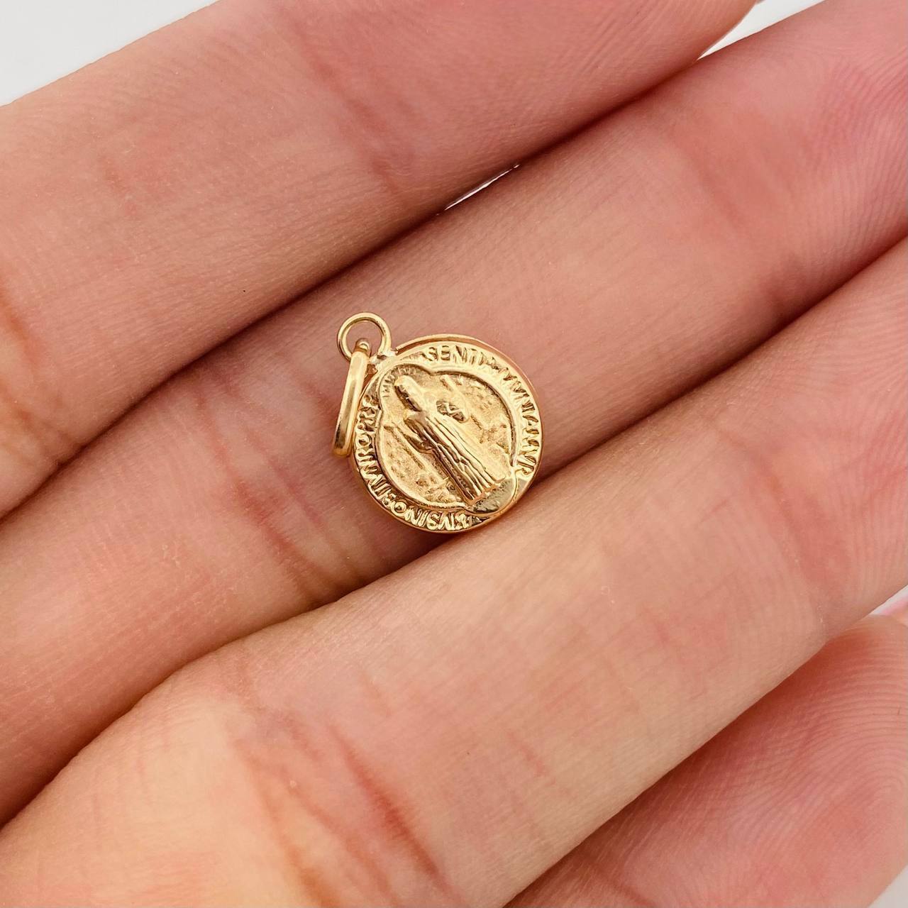 Pendant Saint Benedict 0.45g / 1/2 in Yellow Gold 18K