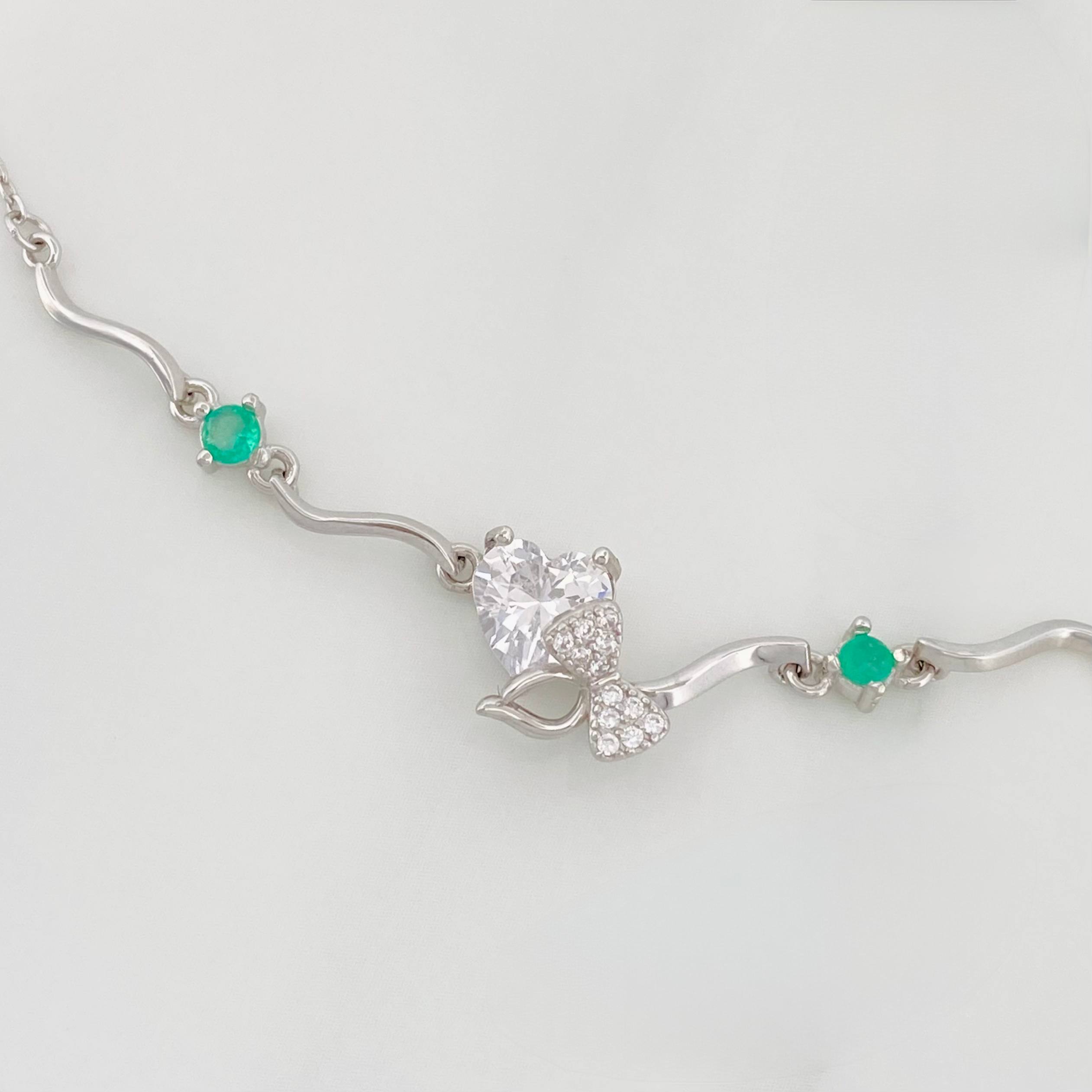 Pulso Corazon Moños Esmeralda 2.95 g / 8 3/4 in / 1 mm Plata Rodinada 925