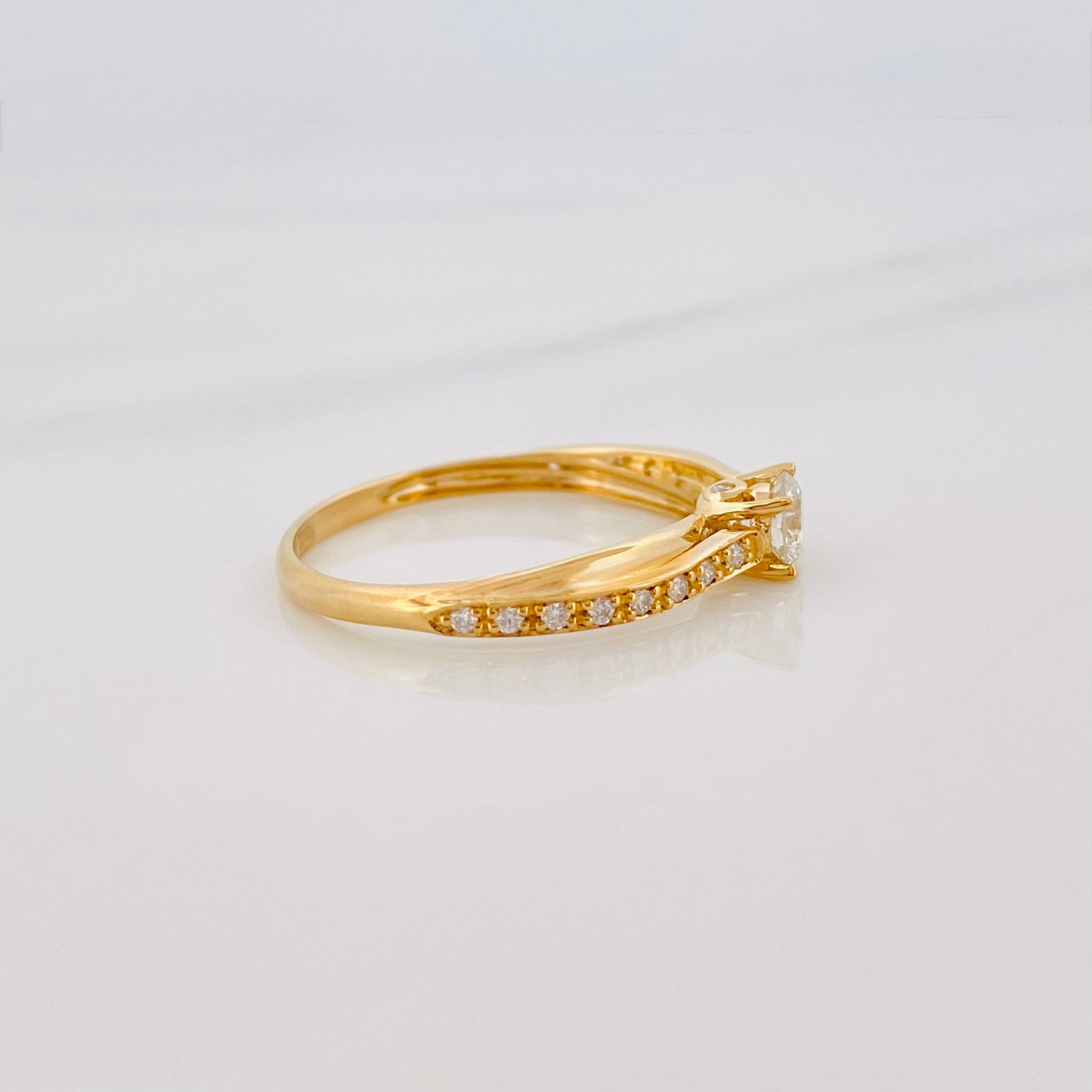 Linked Solitaire Ring Diamonds 39Pts 1.5 g / T6 1/2 Yellow Gold 18K