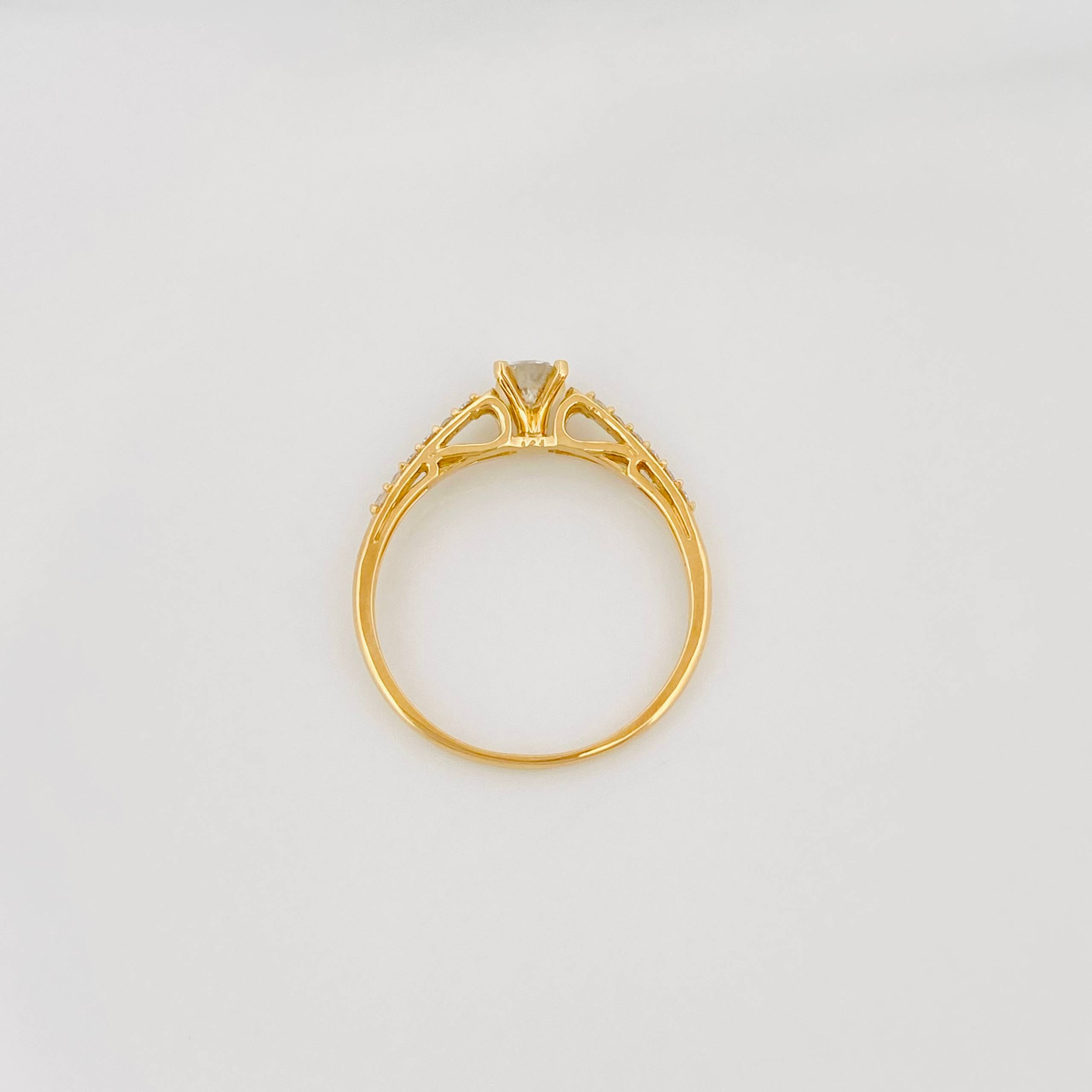 Solitaire Ring Churumbela Diamonds 35Pts 1.2 g / T5 3/4 Yellow Gold 18K