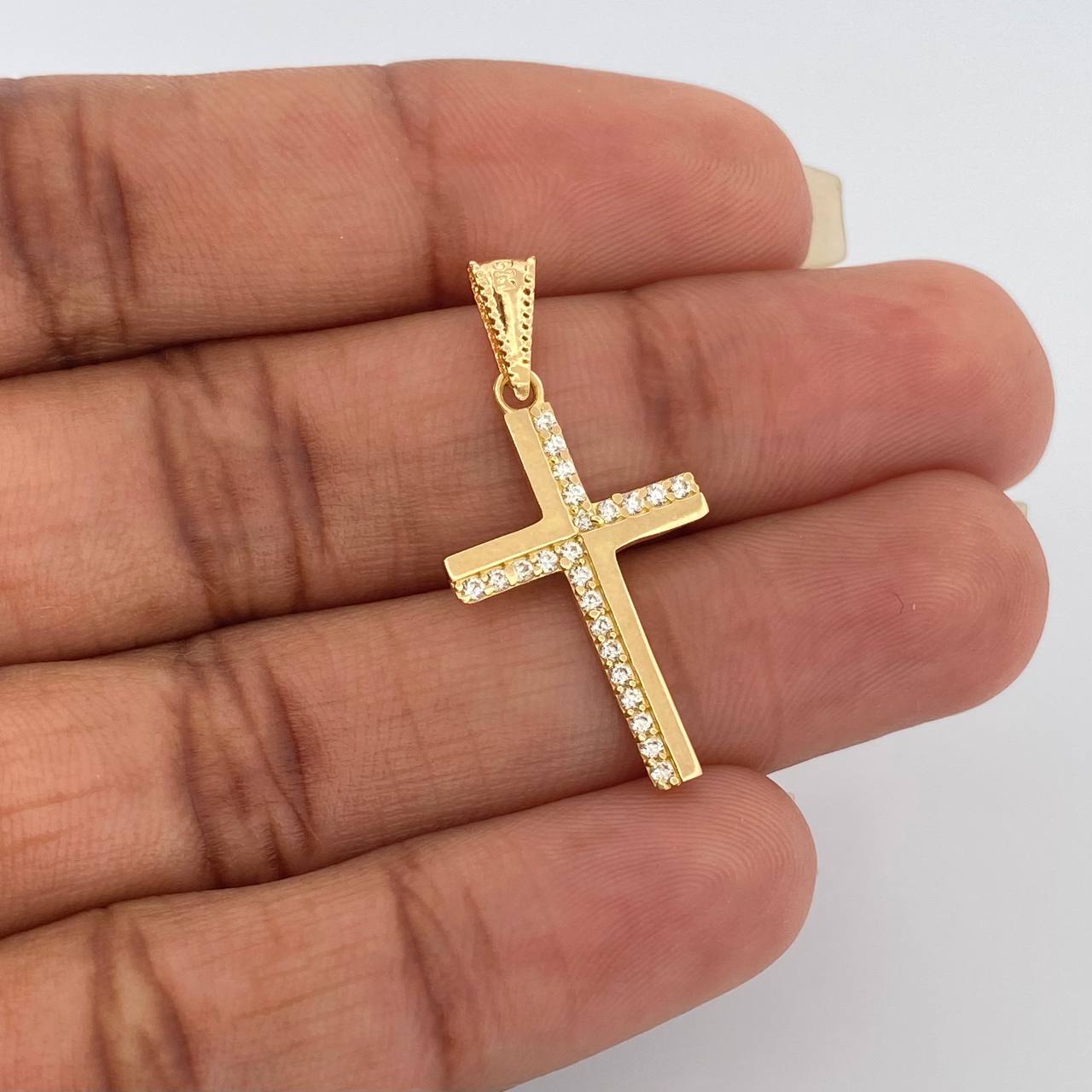 Dije Cruz 1.2gr / 1 1/4 in / Oro Amarillo 18K &