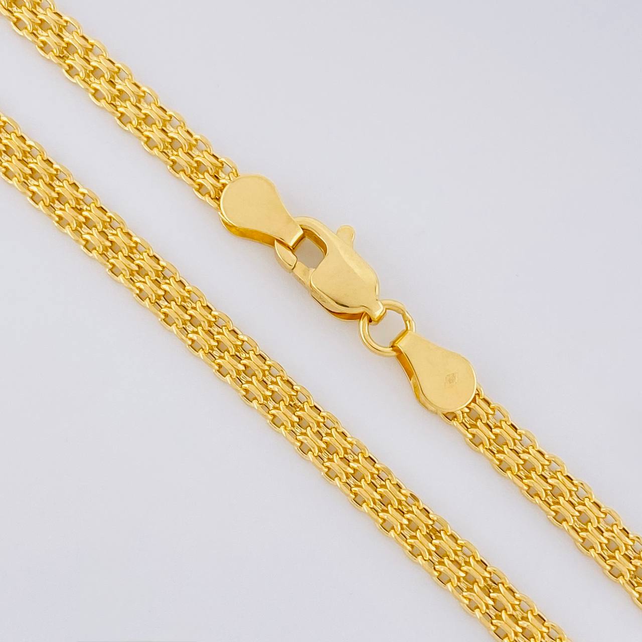 Cadena China 4.35g / 18 in / 3.3mm Oro Amarillo 18K