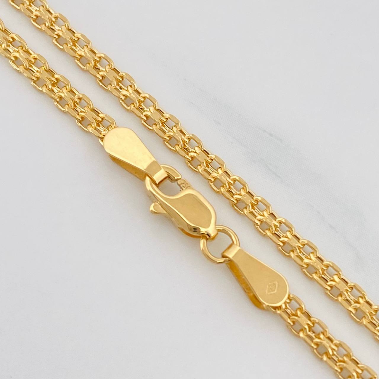 Cadena China 2.75g / 18 in / 2.15mm Oro Amarillo 18K