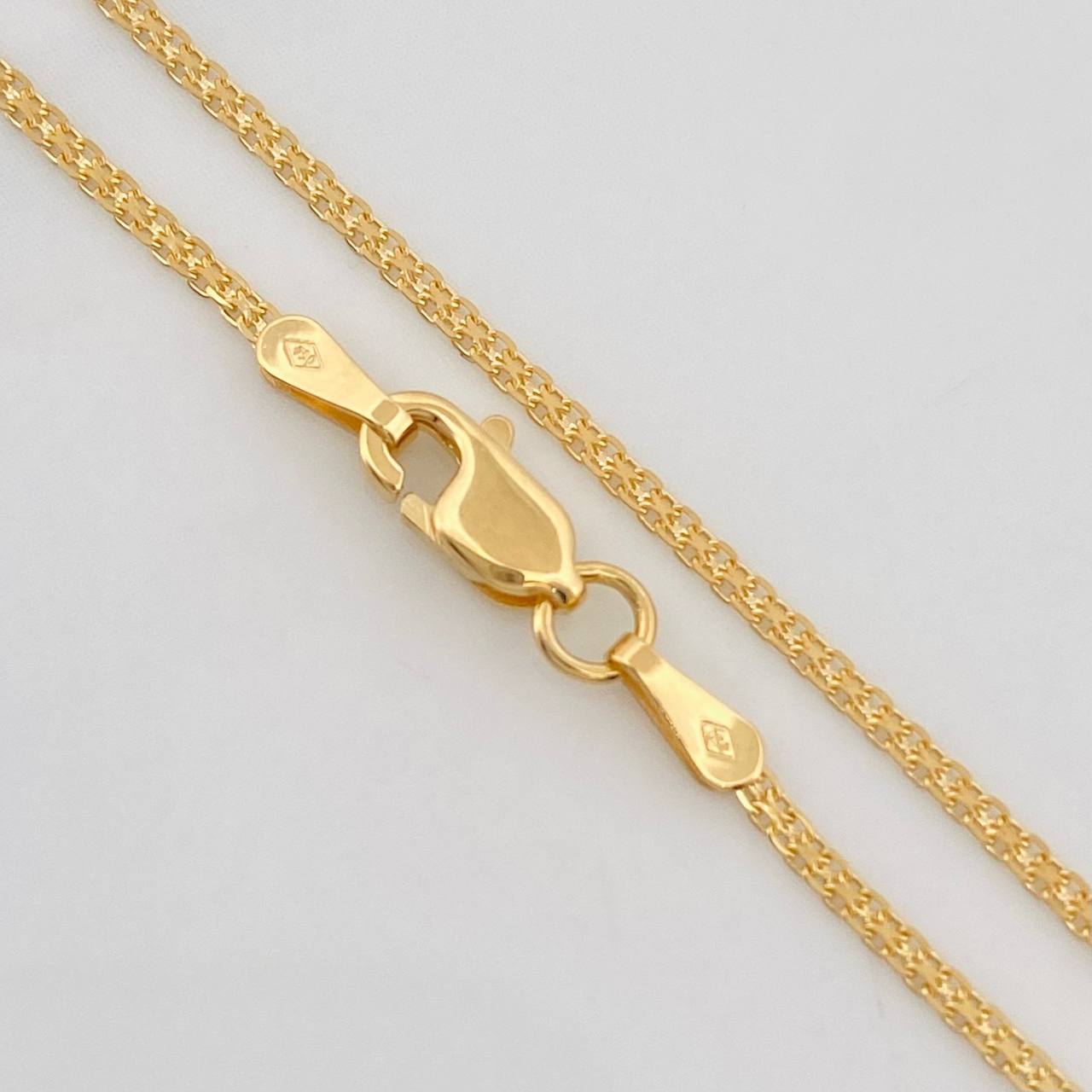 Cadena China 1.85g / 18 in / 2.15mm Oro Amarillo 18K