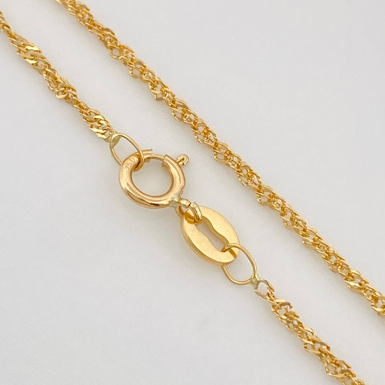 Singapore Chain 1.4g / 18 in / 1.1mm Yellow Gold 18K