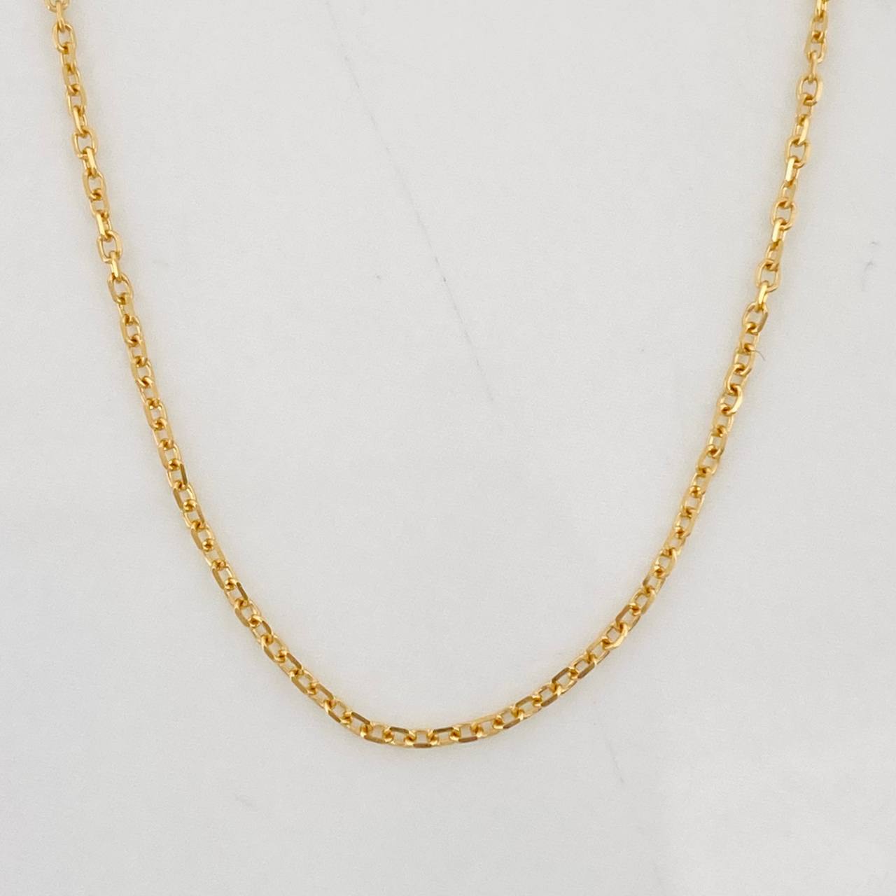 Cadena Aro Seguido 1.3g / 18 in / 0.6mm Oro Amarillo 18K