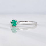 Solitaire Ring Emerald 29pts 1.75g / T6 3/4 White Gold 18K