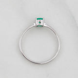 Solitaire Ring Emerald 29pts 1.35g / T6 1/2 White Gold 18K