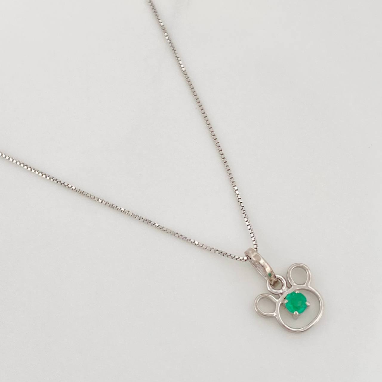Set Cadena Veneciana + Dije Oso Esmeralda 0.6pts / 1.4g / 18 in Oro Blanco 18K