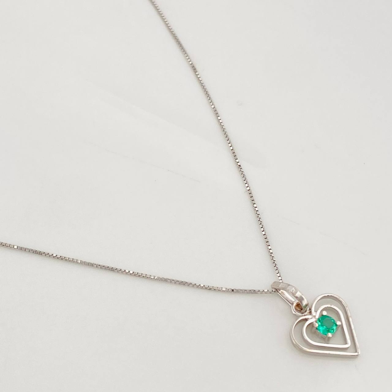 Venetian Chain Set + Double Heart Pendant Emerald 6pts / 1.45g / 18 in 18K White Gold