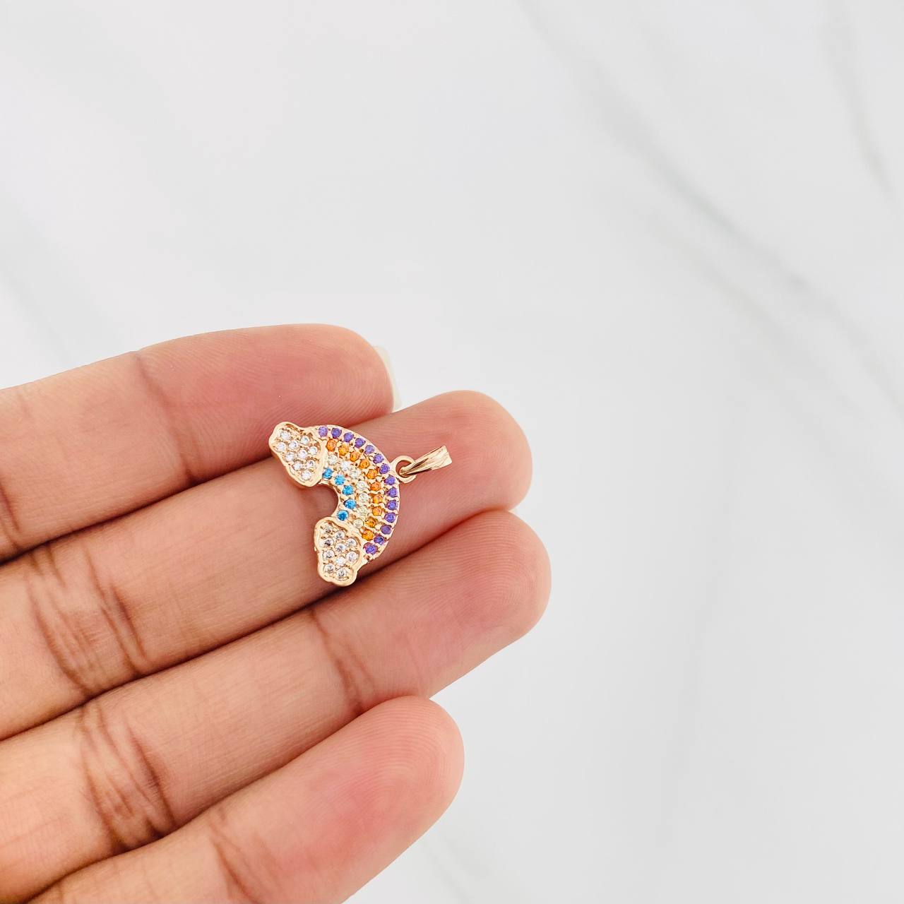 Pendant Rainbow 1.8g / 3/4 in 18K Rose Gold