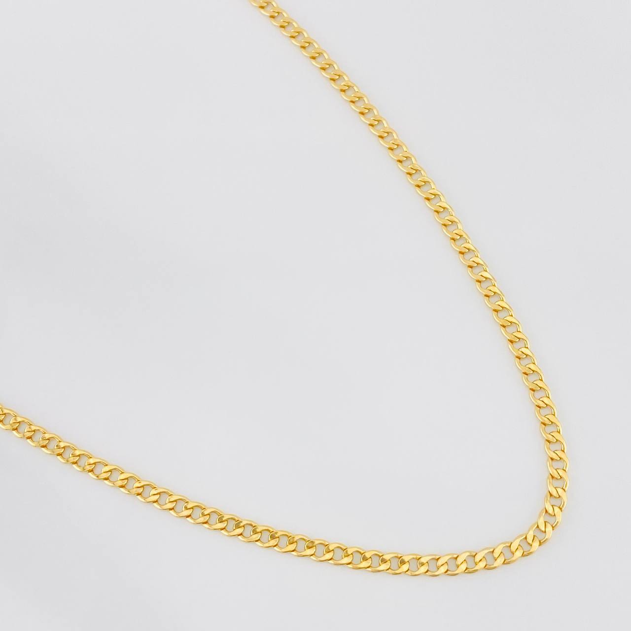 Cadena Cubana 2.35g / 18 in / 2.31mm Oro Amarillo 18K