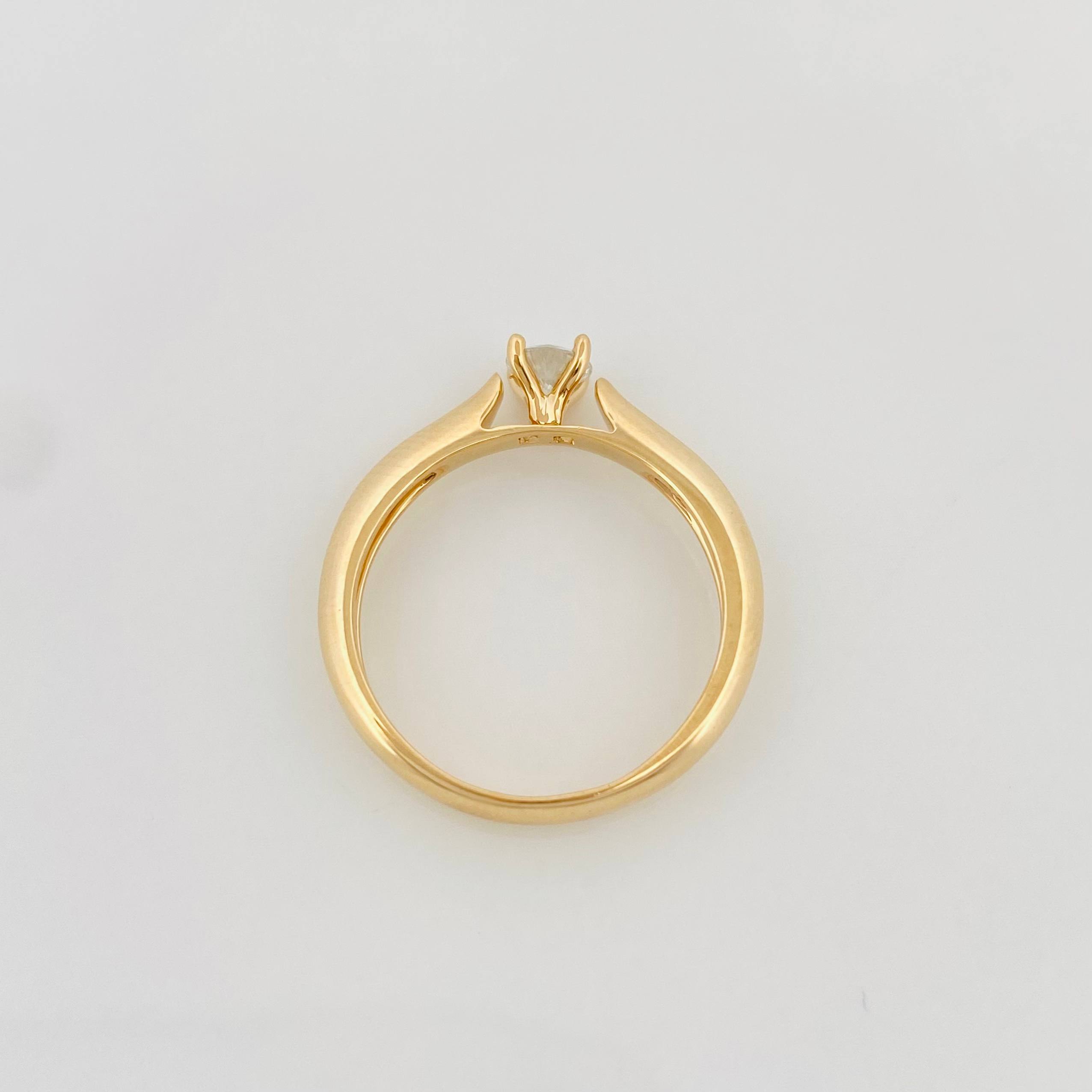Anillo Solitario Diamantes 26Pts 2.55 g / T6 Oro Amarillo 18K