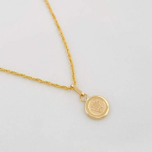 Set Cadena Lazo + Dije Corona / 1.5 g / 19 3/4 in Oro Amarillo 18K