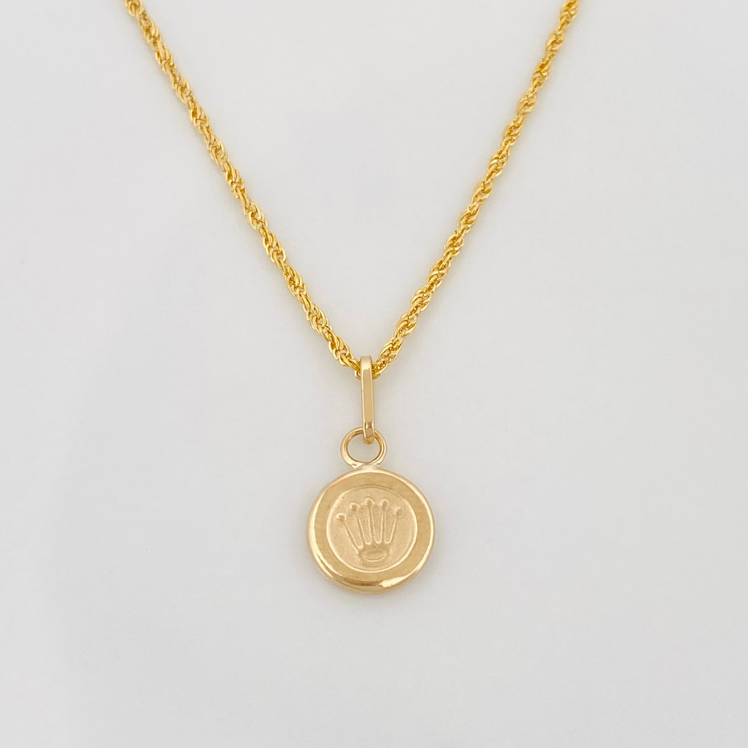 Set Cadena Lazo + Dije Corona / 1.5 g / 19 3/4 in Oro Amarillo 18K