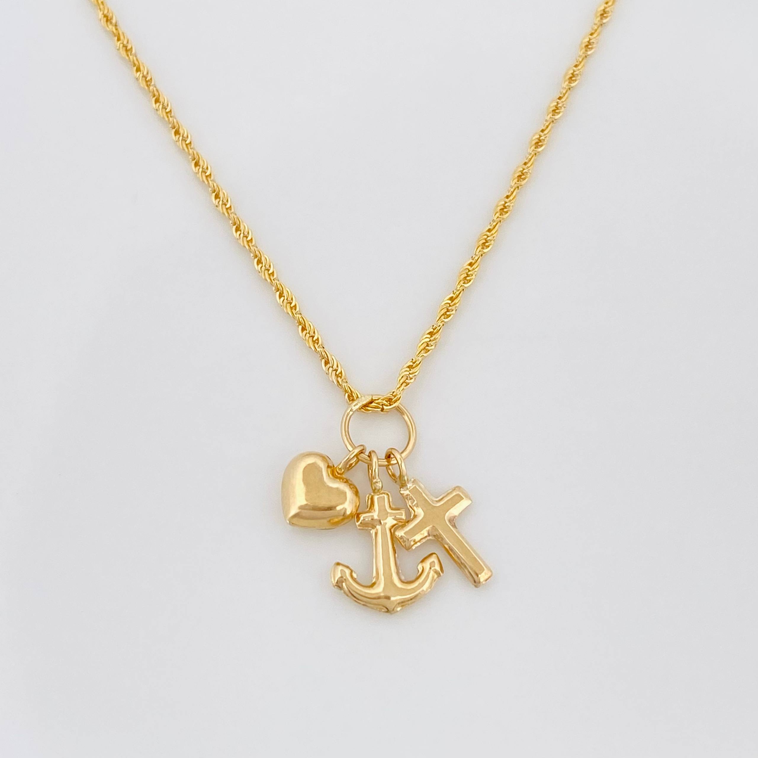 Set Cadena Lazo + Dije Tres Gracias / 1.65 g / 19 3/4 in Oro Amarillo 18K
