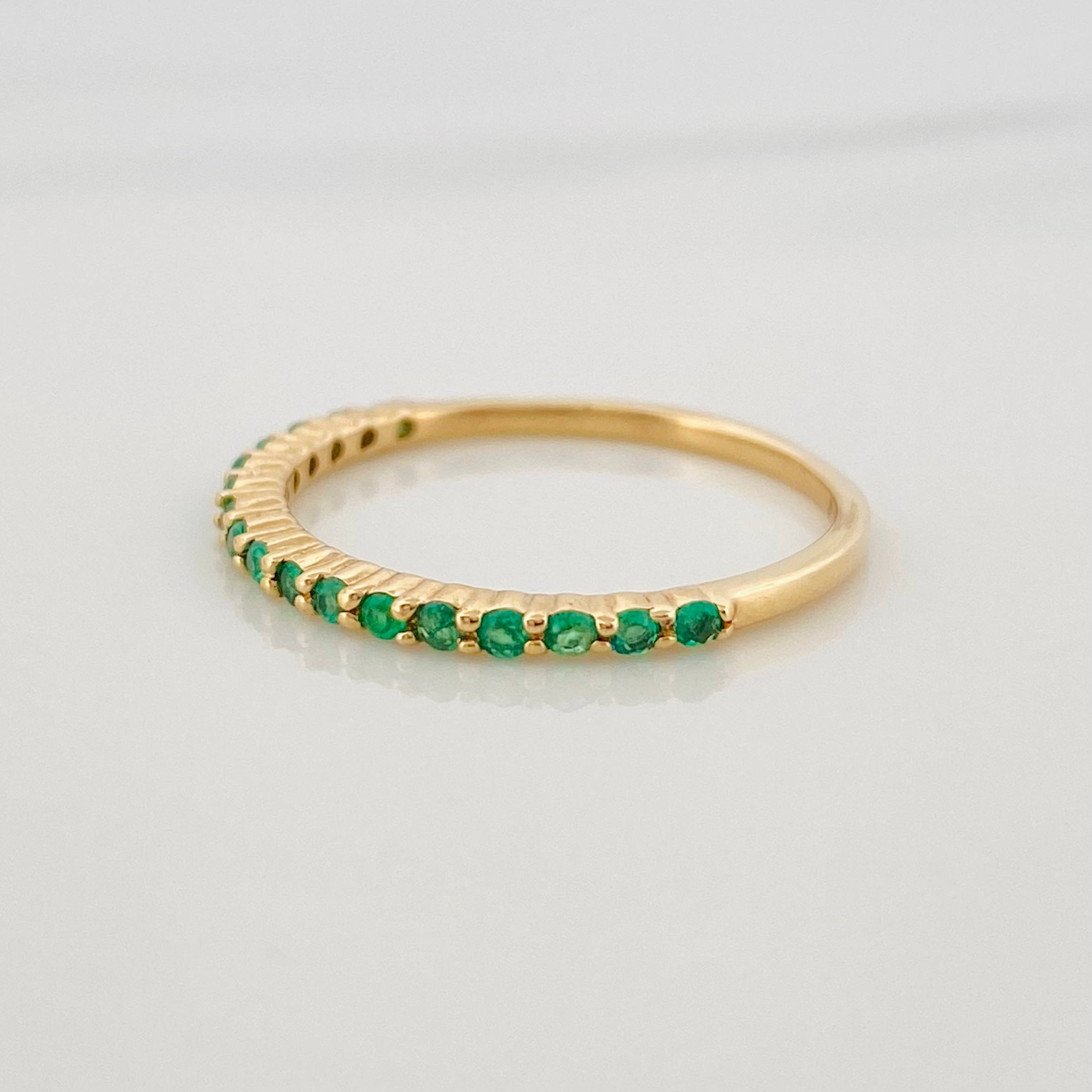 Anillo Churumbela Esmeralda 15Pts 1.3 g / T6 Oro Amarillo 18K