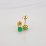 Topos Cuatro Garras Esmeralda 0.23Pts 0.7 g / in / 2.25 mm Oro Amarillo 18K