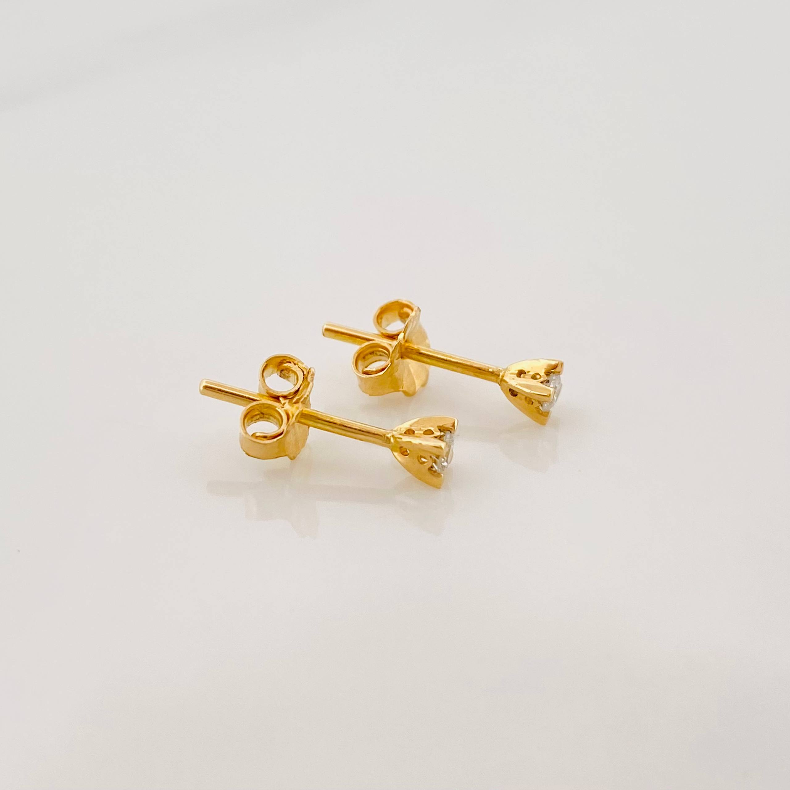 Topos Diamantes 0.8Pts 0.75 g / in / 0.8 mm Oro Amarillo 18K