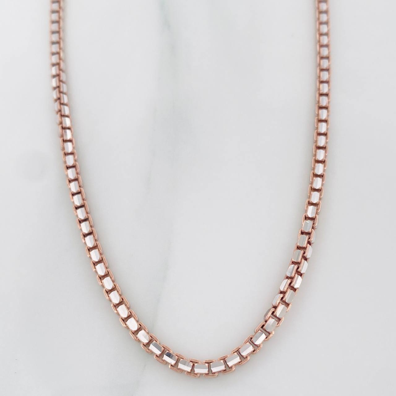 Cadena Veneciana 31.6 g / 25 3/4 in / 2.55 mm Dos Oros Blanco Rosa 18K