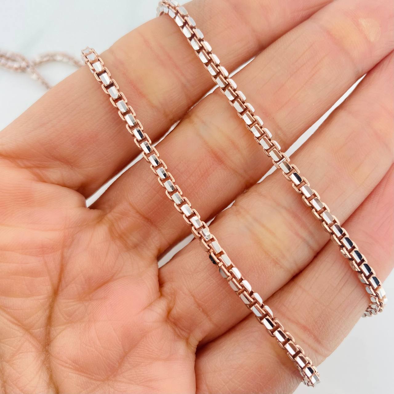 Cadena Veneciana 31.6 g / 25 3/4 in / 2.55 mm Dos Oros Blanco Rosa 18K
