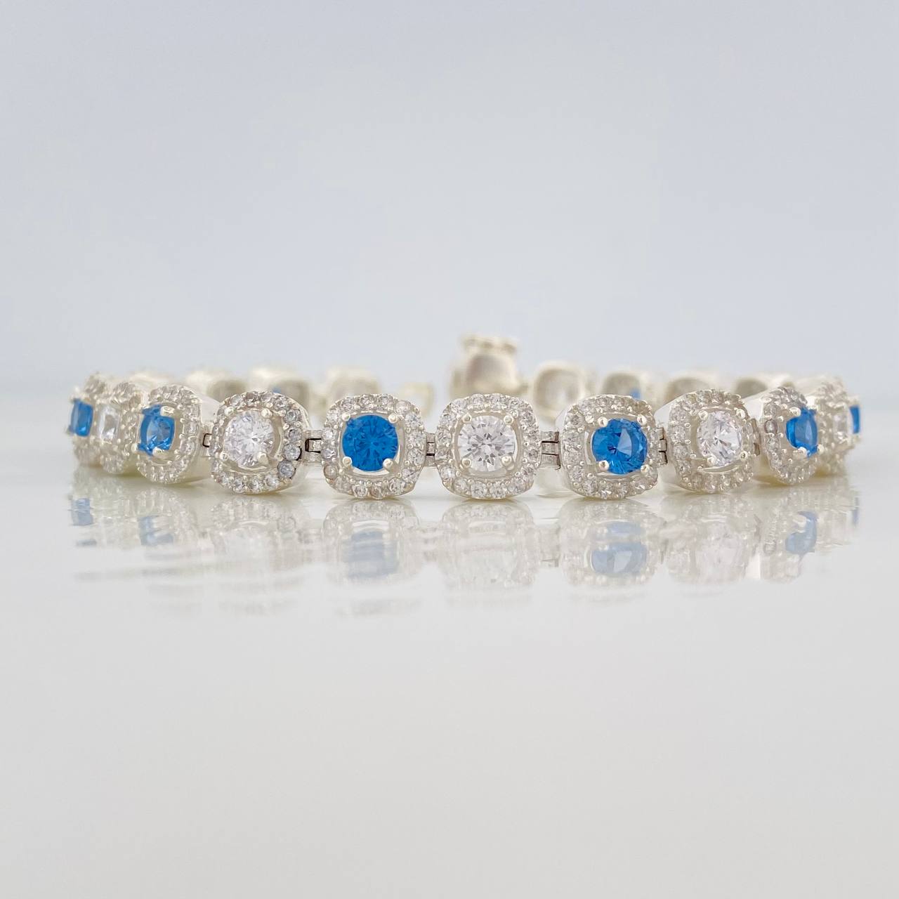 Tennis Bracelet 19.7g / 7 in / 7.73mm Silver 925
