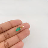Dije Rectangular Esmeraldas 0.93Pts 0.9 g / 3/4 in Oro Amarillo 18K