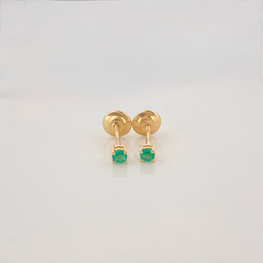 Stud Earrings Four Prongs Emerald 0.10Pts 0.55 g / in / 2.13 mm Yellow Gold 18K