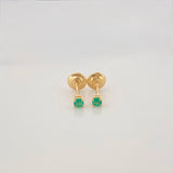 Topos Cuatro Garras Esmeralda 0.10Pts 0.55 g / in / 2.13 mm Oro Amarillo 18K