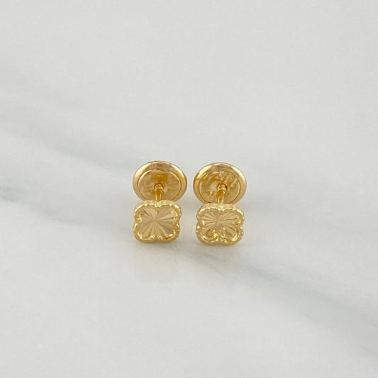 Diamond Cut Clover Stud Earrings 0.8 g / in / 5.1 mm 18K Yellow Gold
