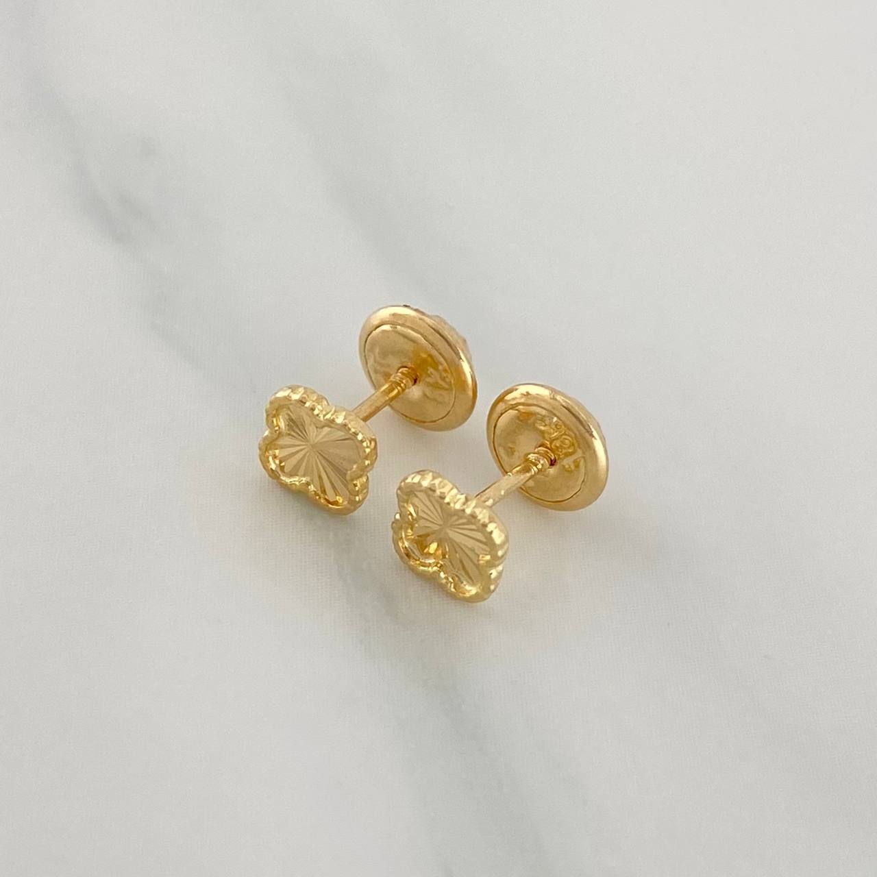 Topos Trebol Diamantados 0.75 g / in / 4.98 mm Oro Amarillo 18K