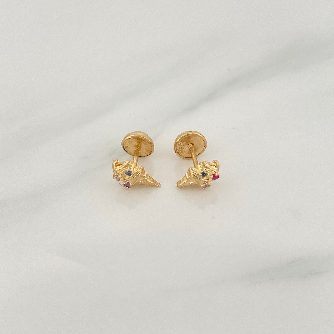 Topos Cono 0.7gr / 2mm Oro Amarillo 18K %