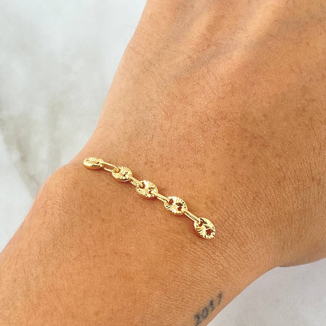 Charm GC Scrap 0.55gr / 4.6cm / 18K Gold