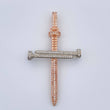 Dije Cruz Clavo 6.45gr / 2 1/4 in / Dos Oros Blanco Rosa 18K $
