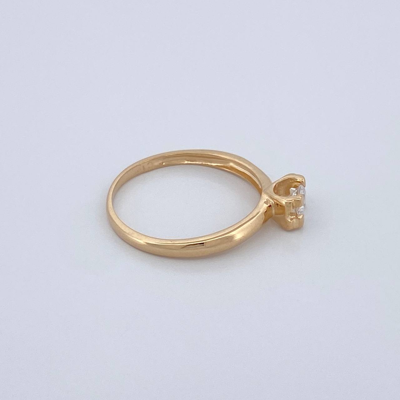 Anillo Solitario 1.75gr / T6 / Oro Amarillo 18K $