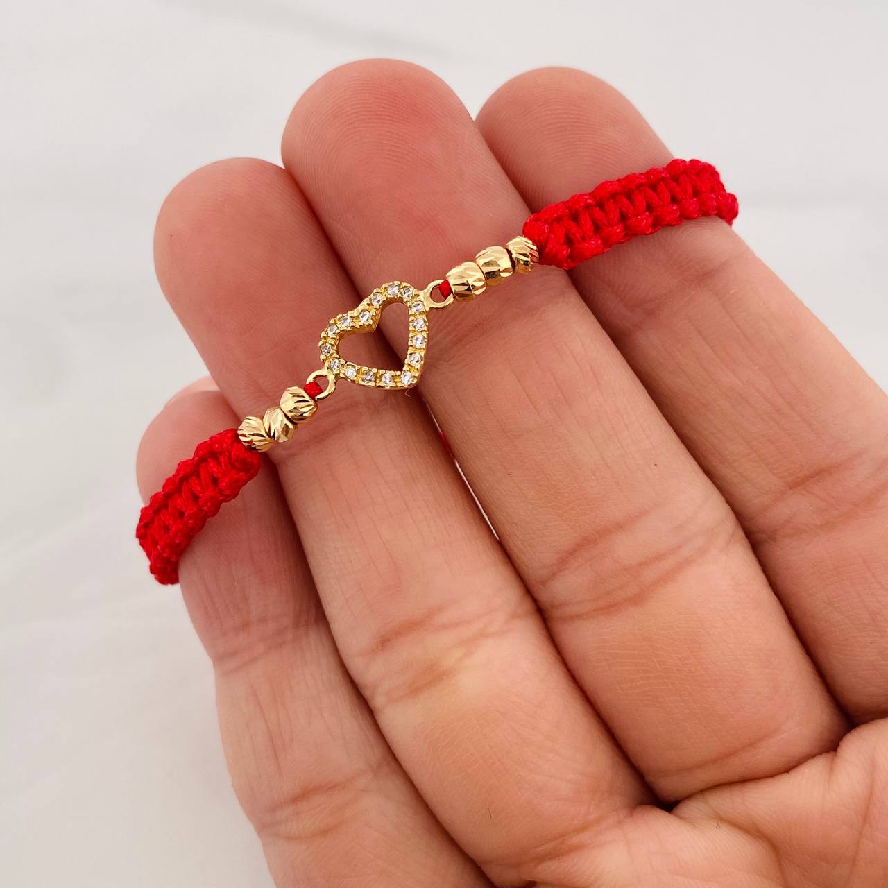 Red Woven Bracelet Heart Silhouette Yellow Gold 18K