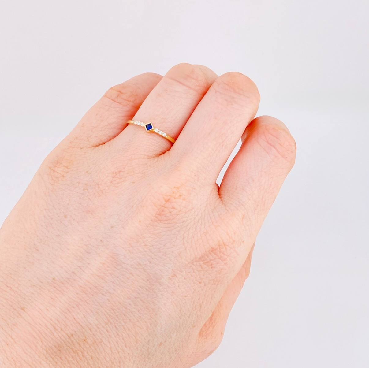 Anillo Rombo Tupido 1.4g / T6 3/4 Oro Amarillo 18K