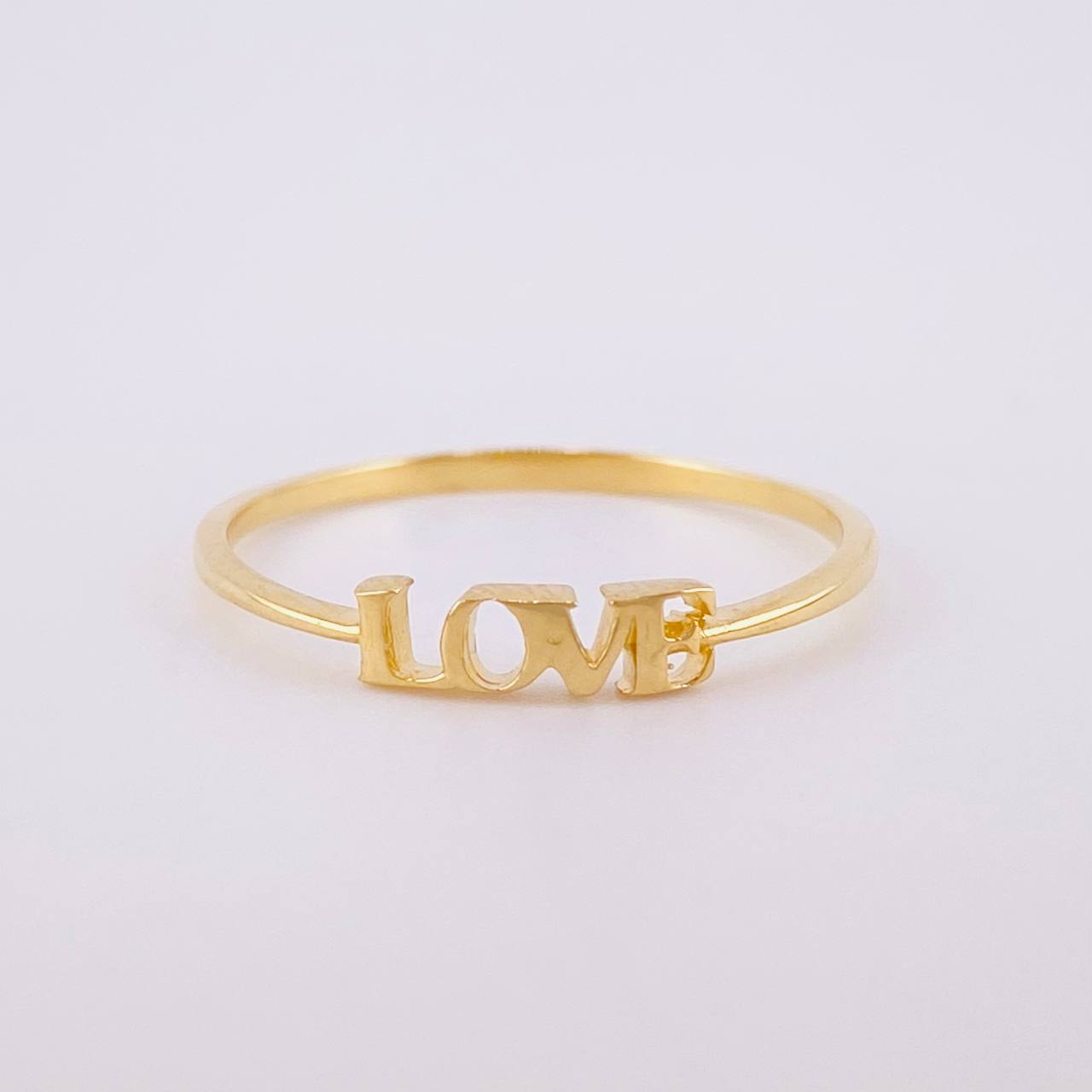 Anillo Love 1.05g / T8 Oro Amarillo 18K