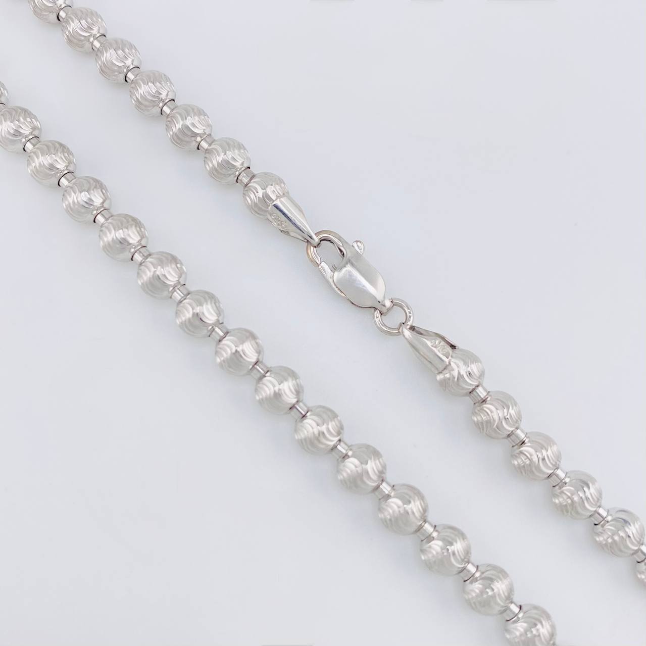 Cadena Militar Media Luna Diamantada 33.1g / 26 in / 5mm Oro Blanco 18K
