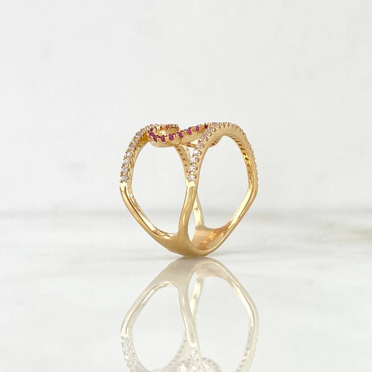 Heart Silhouette Ring 4.25gr / Size 6 3/4 / White-Fuchsia Zircons Yellow Gold ©