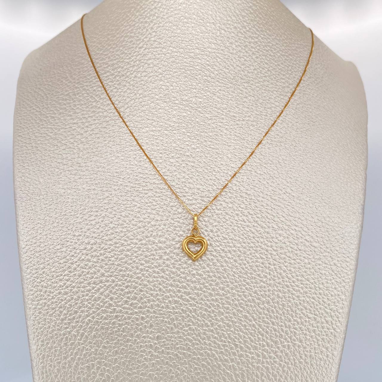 Set Cadena y Dije Veneciana + Silueta Corazon 1.3gr / Oro Amarillo +3 18K &