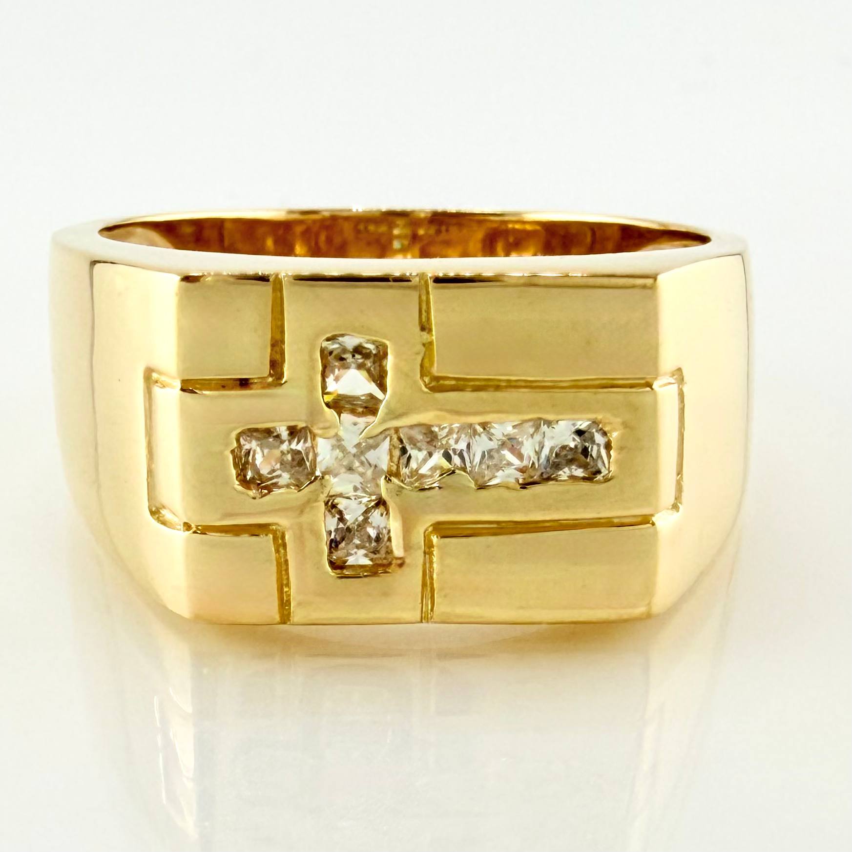 Anillo Cruz 8.25gr / T10 1/4 / Oro Amarillo 18K ©