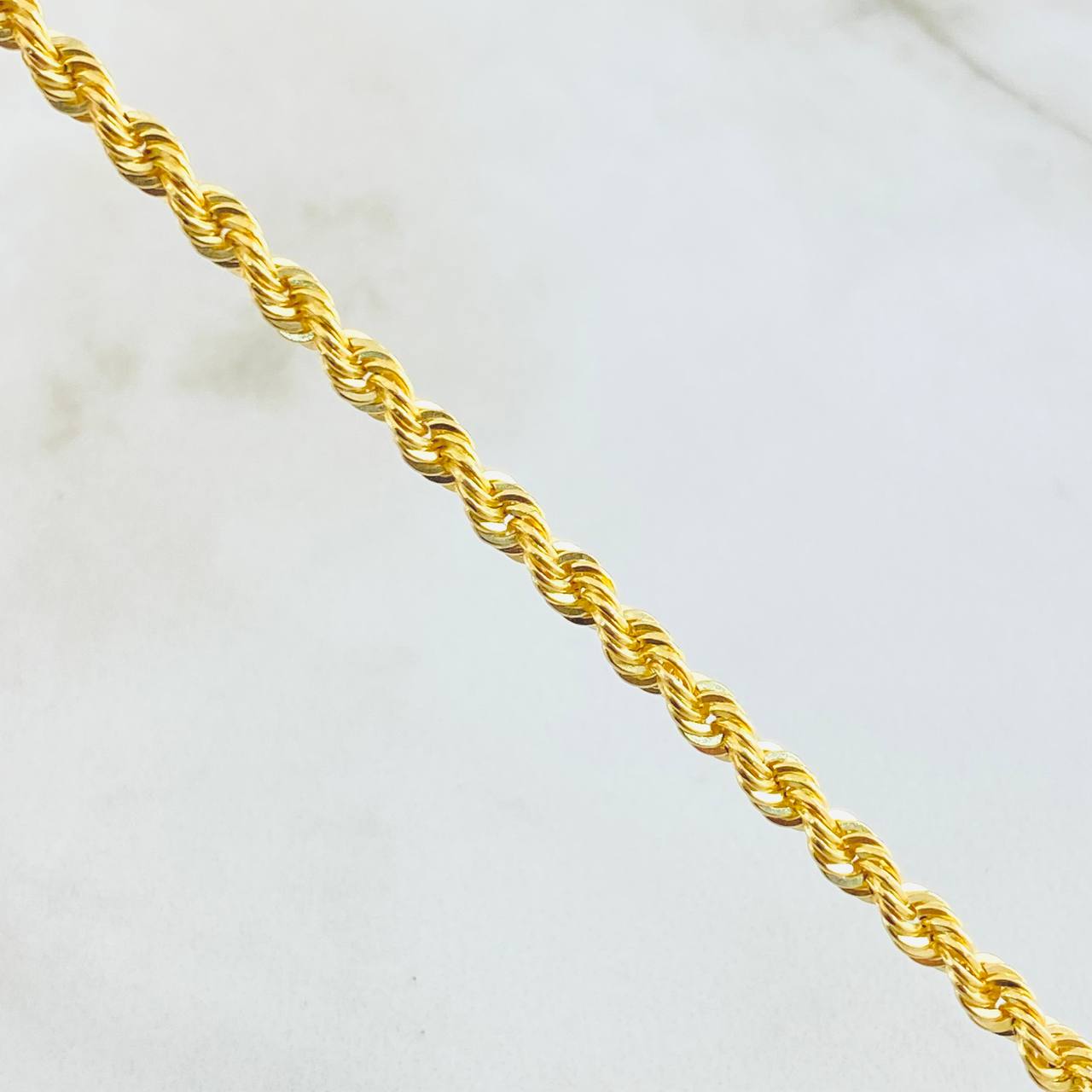Cadena Lazo 6.8gr / 19 3/4 in / Oro Amarillo +3 18K