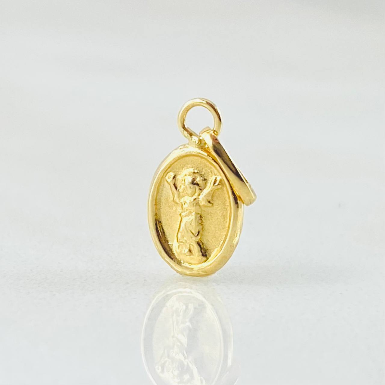 Dije Divino Niño 0.25gr / 1/2 in / Oro Amarillo 18K *