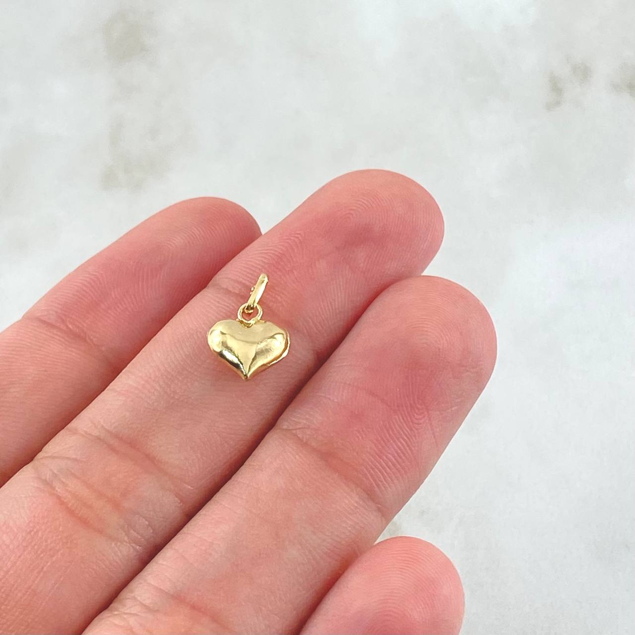 Pendant Heart Stamped 0.3gr / 1/2 in / 18K Gold ©