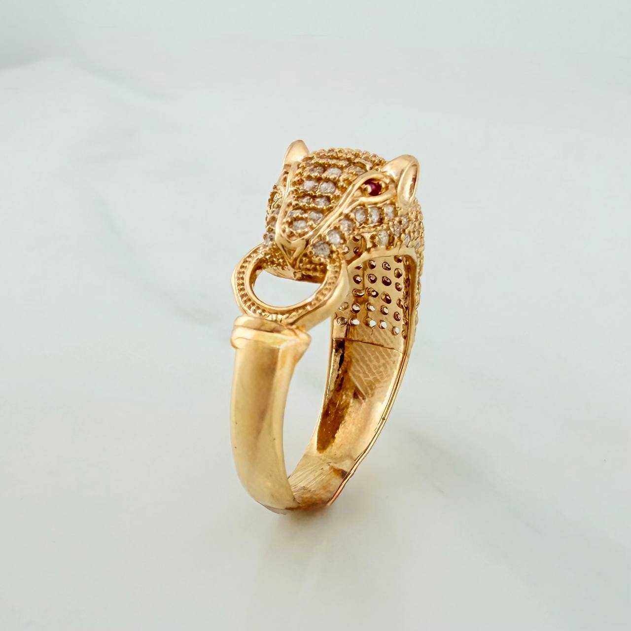 Anillo Pantera 4.4 g / T6 3/4 Oro Amarillo 18K
