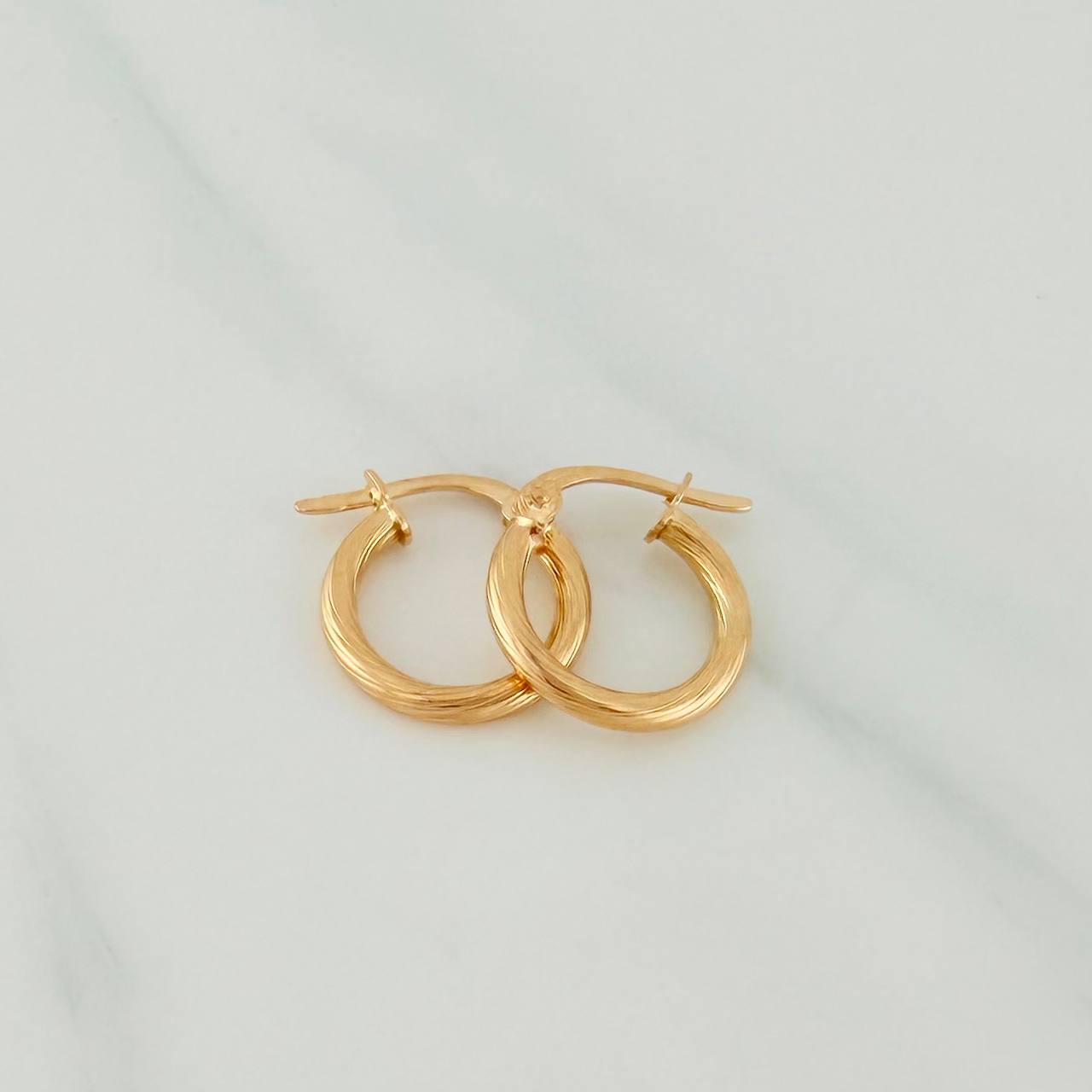Candongas Mary 1.2 g / 3/4 in Oro Amarillo 18K