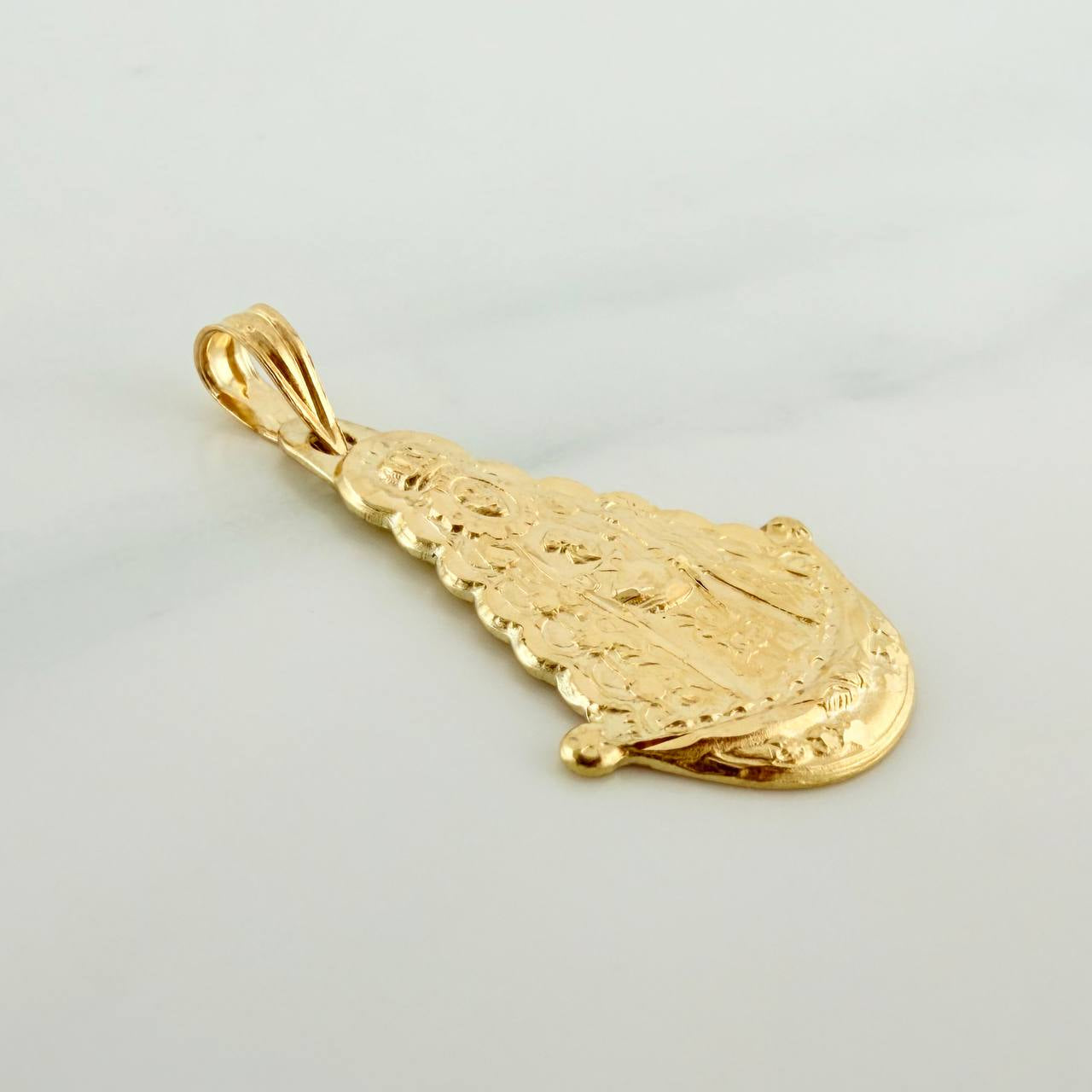 Dije Virgen Del Rocio 2.1 g / 1 1/4 in Oro Amarillo 18K